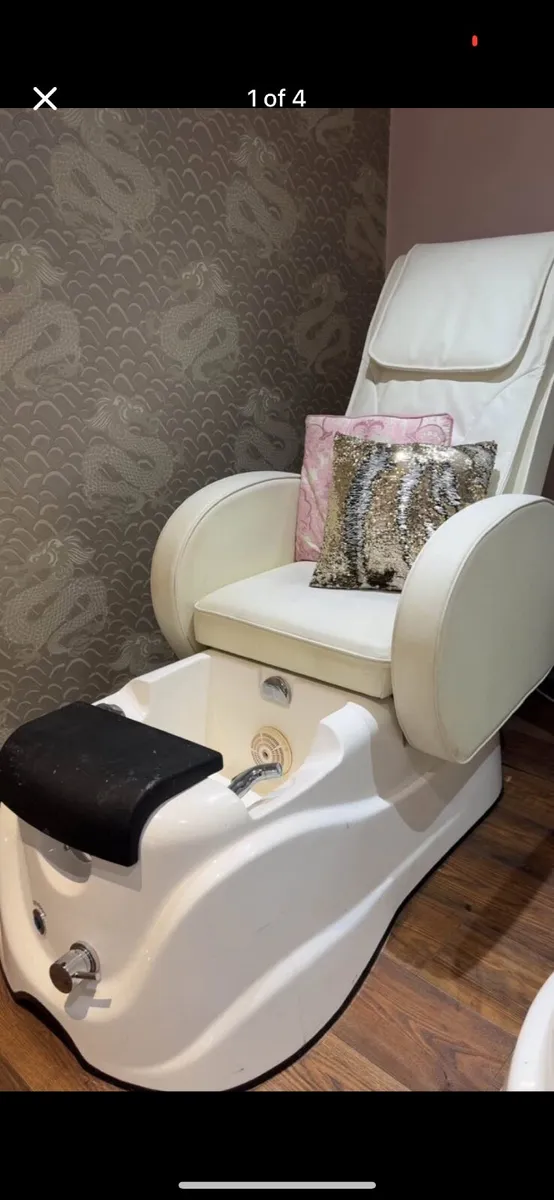 Spa Pedicure Chairs - Image 3