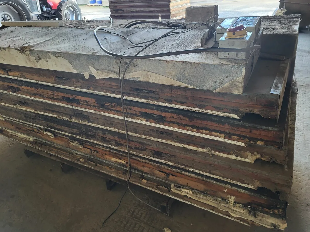 Refrigeration unit an panels - Image 2