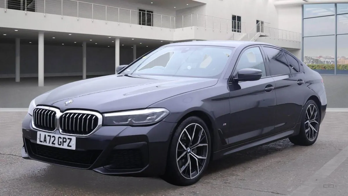 BMW 5 Series Diesel Saloon - Image 2