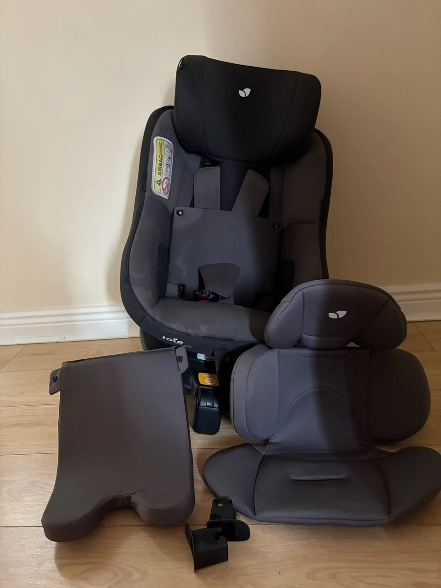 Car seat - Image 1
