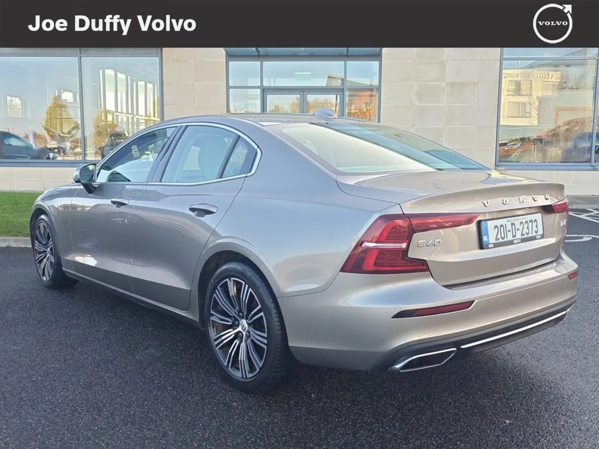 Volvo S60 T4 (190hp) Inscription Auto - Image 3