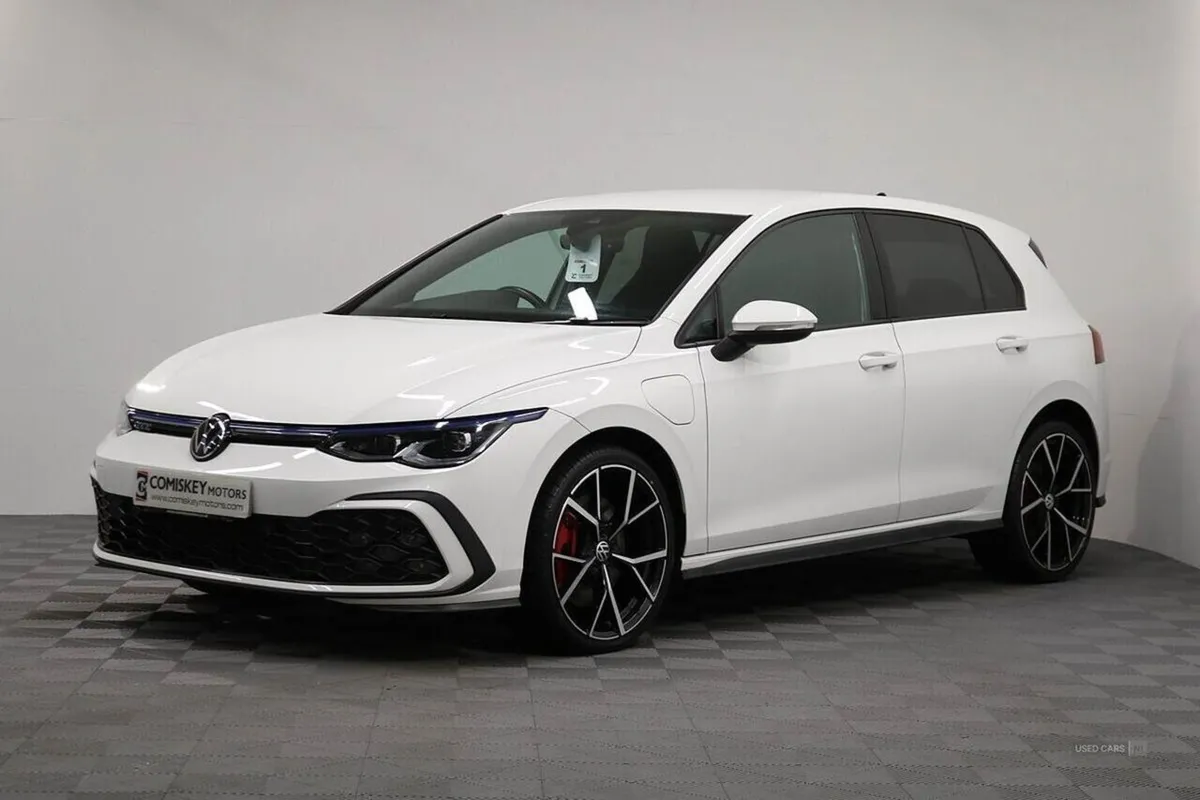 Volkswagen Golf TSI GTE - Image 3
