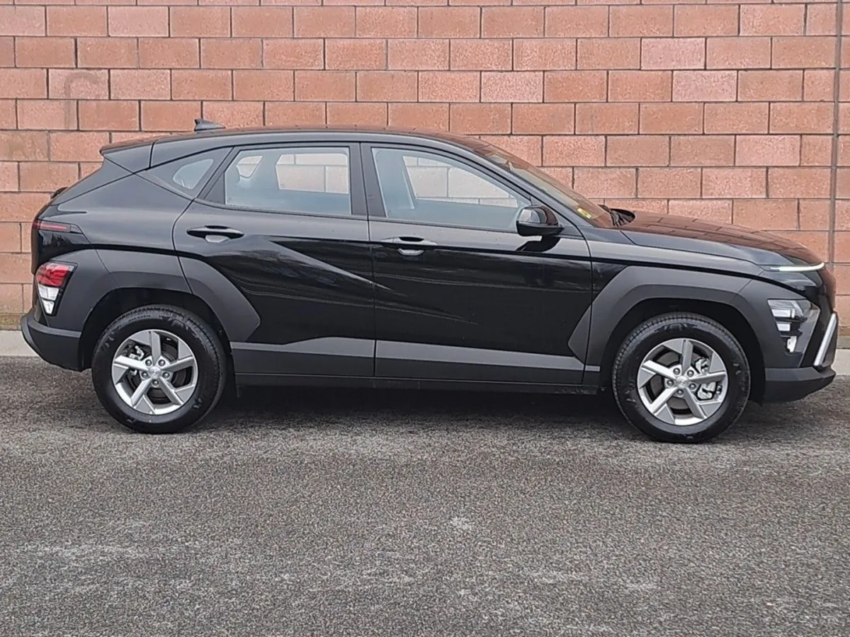 Hyundai Kona Signature Model 1.0 Turbo Petrol 120 - Image 4