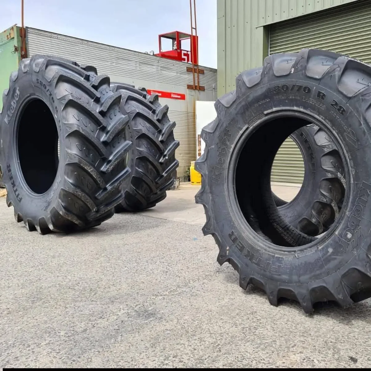 580/70R38 and 480/70R28 set - Kleber Fitker - Image 1
