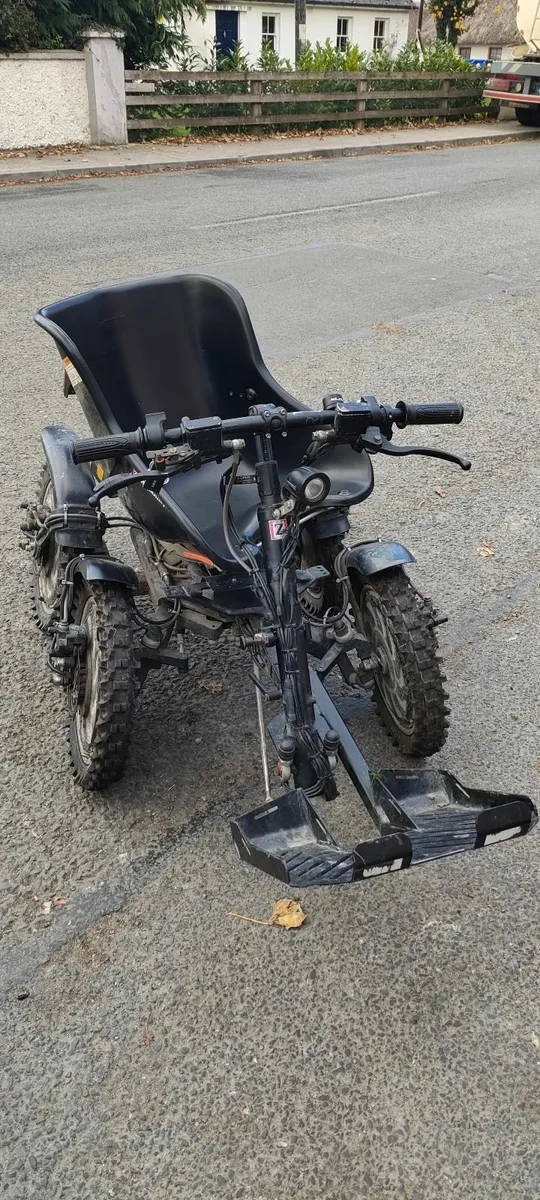 Zoom MOBILITY E-Chair - Image 2