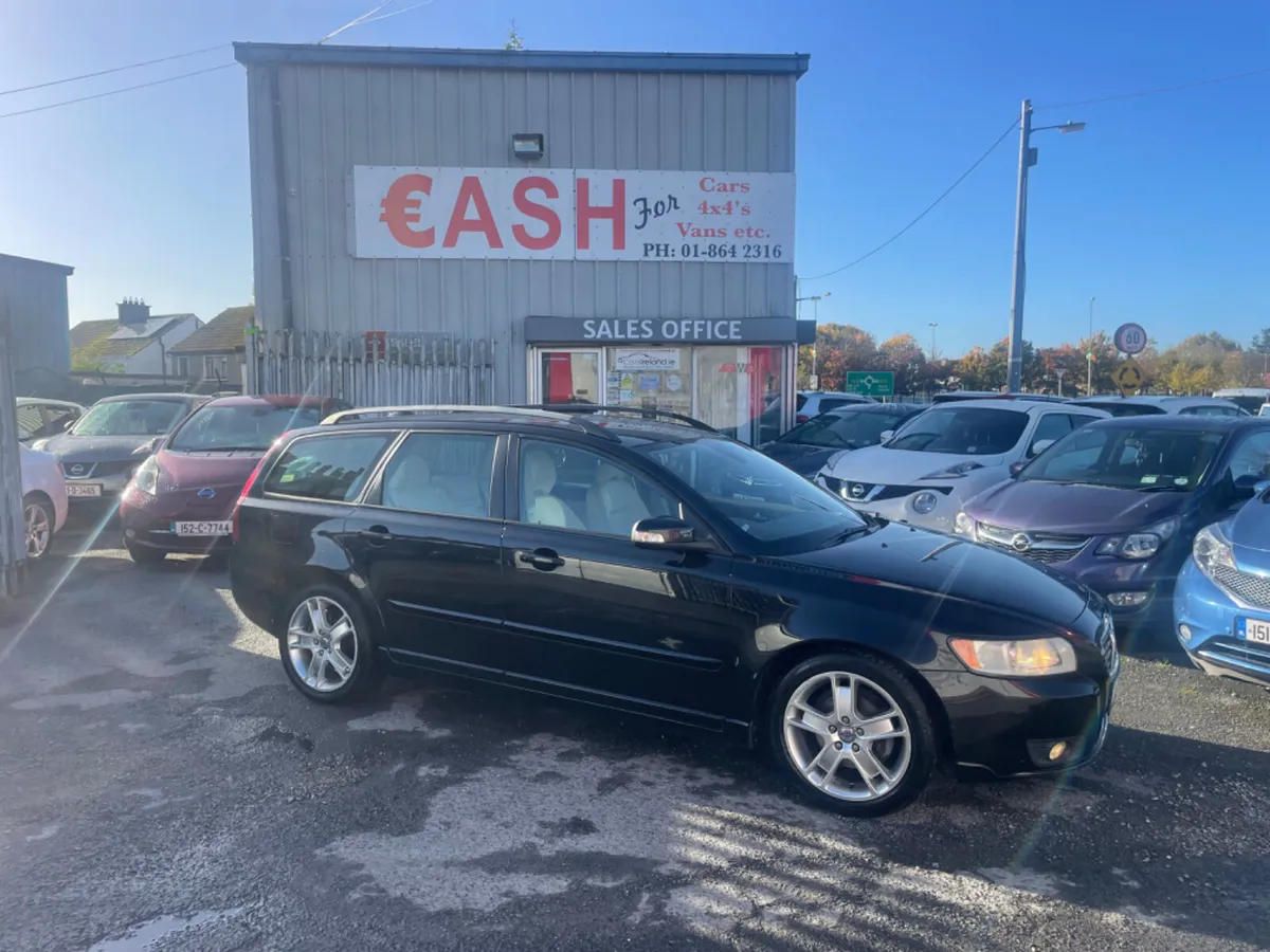 Volvo V50 2008 estate tax and nct €1950 - Image 3