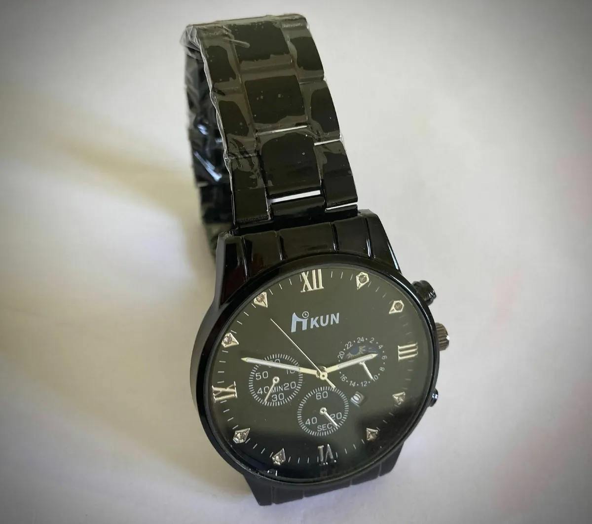 Black Nikun Men’s Quartz Watch - Image 2