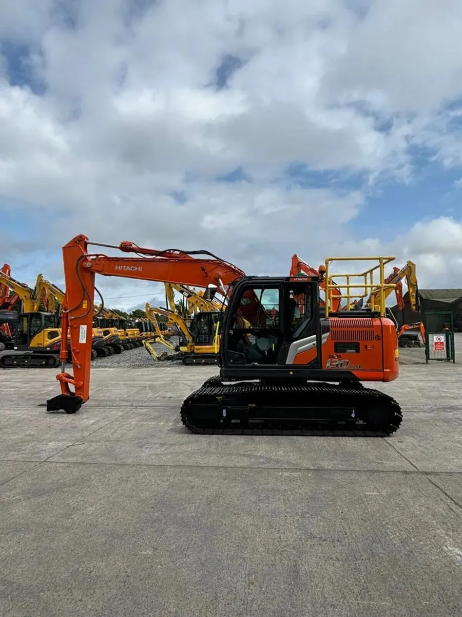 2022 Hitachi ZX130LCN -7 - Image 2