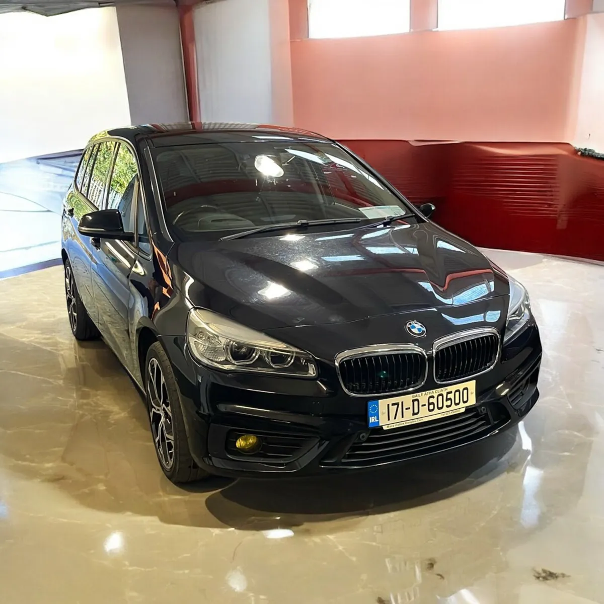 2017 BMW 218 Dsl 2.0 Automatic  7-Seater - Image 4