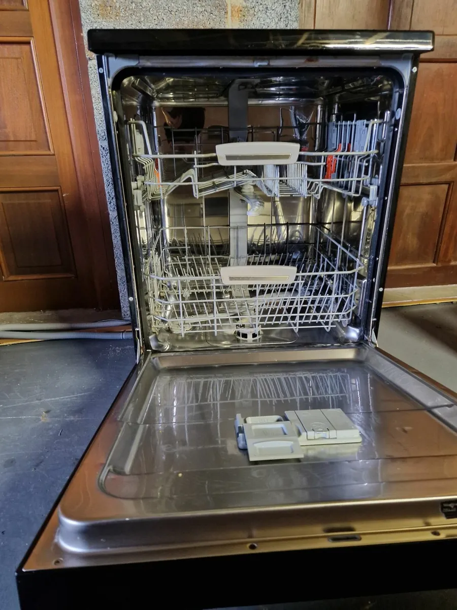 Kitchen Appliances - Image 4