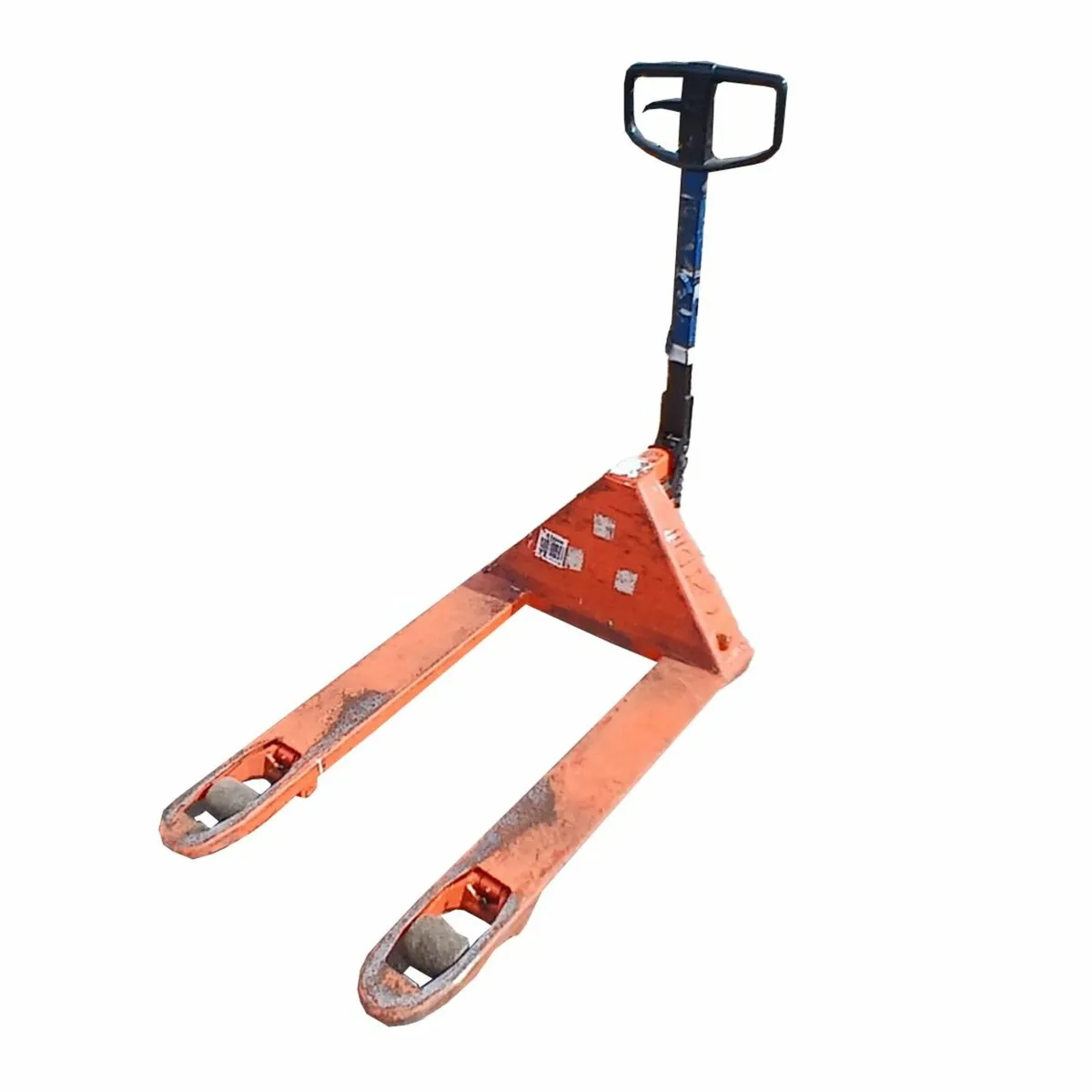 Used Pallet Trucks (ref:PT01) - Image 1