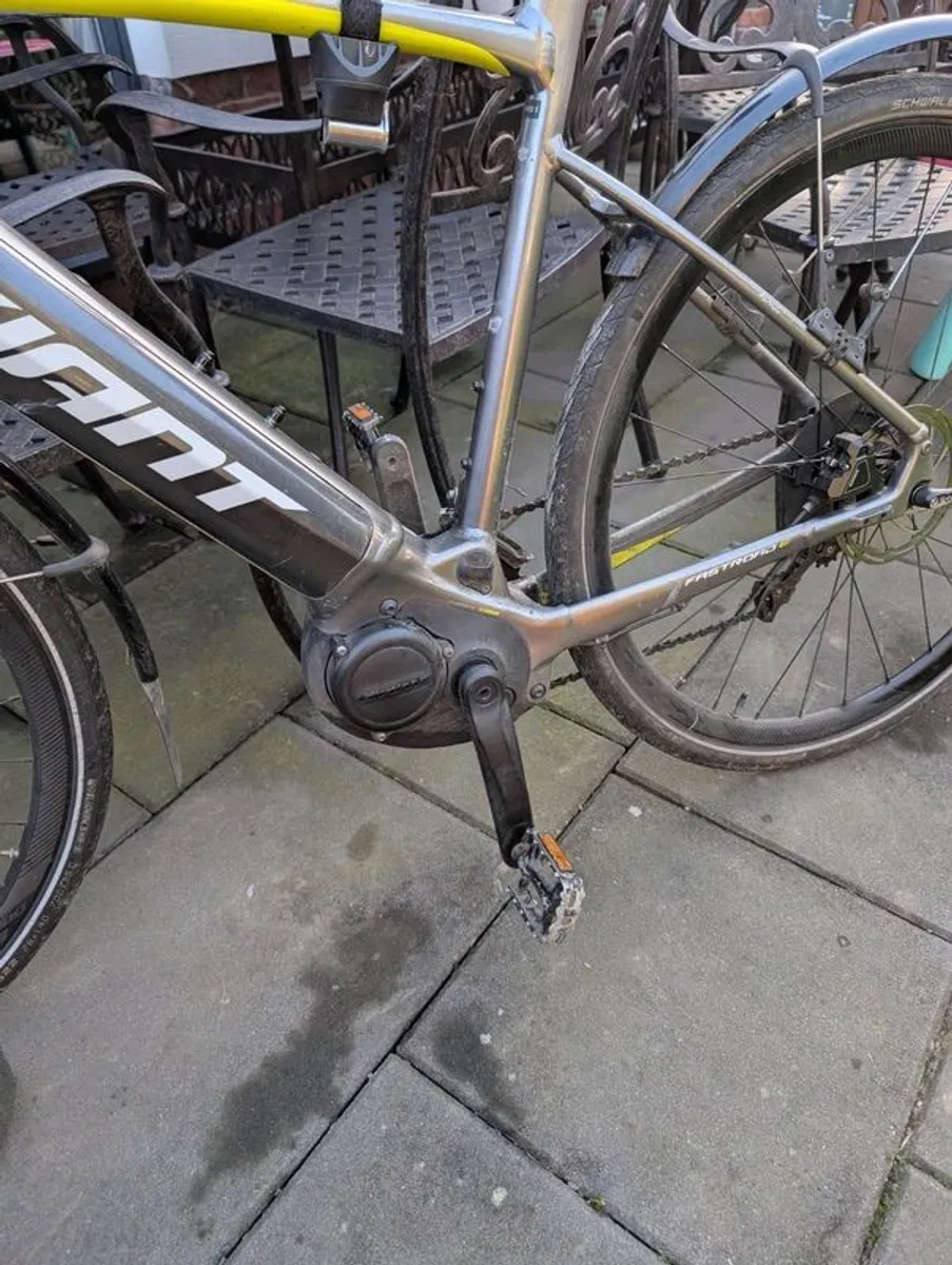 Giant Electric Road Bike - Image 3