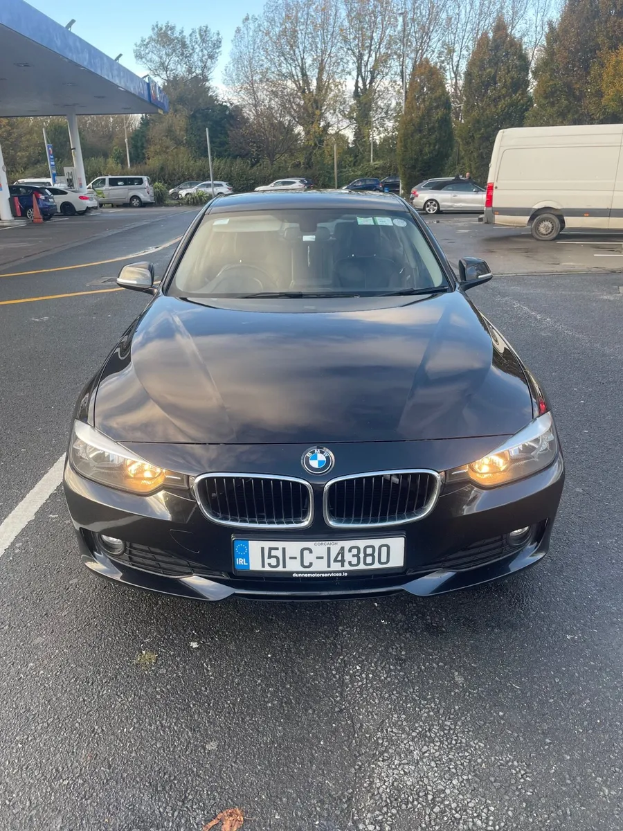 BMW 3-Series 2015 - Image 2