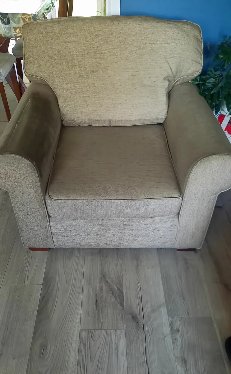 Couch and armchair free to go - Image 2