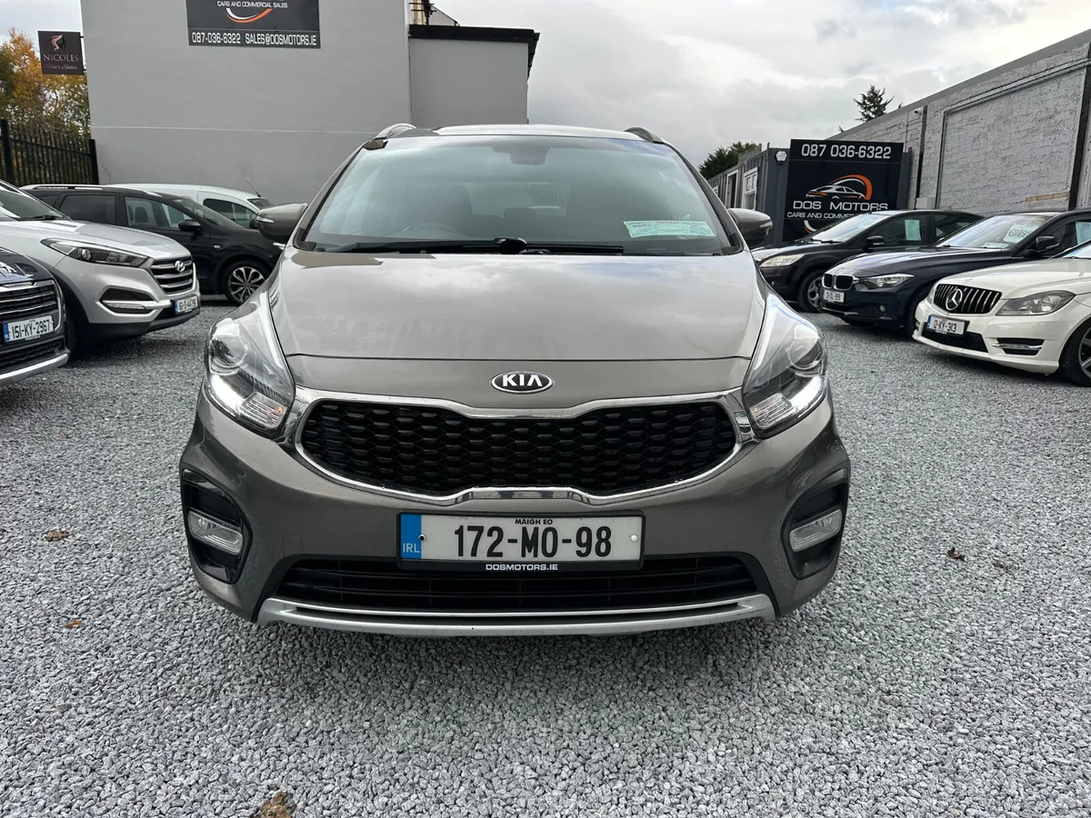 2017 (172) Kia Carens 1.7 EX - Image 2