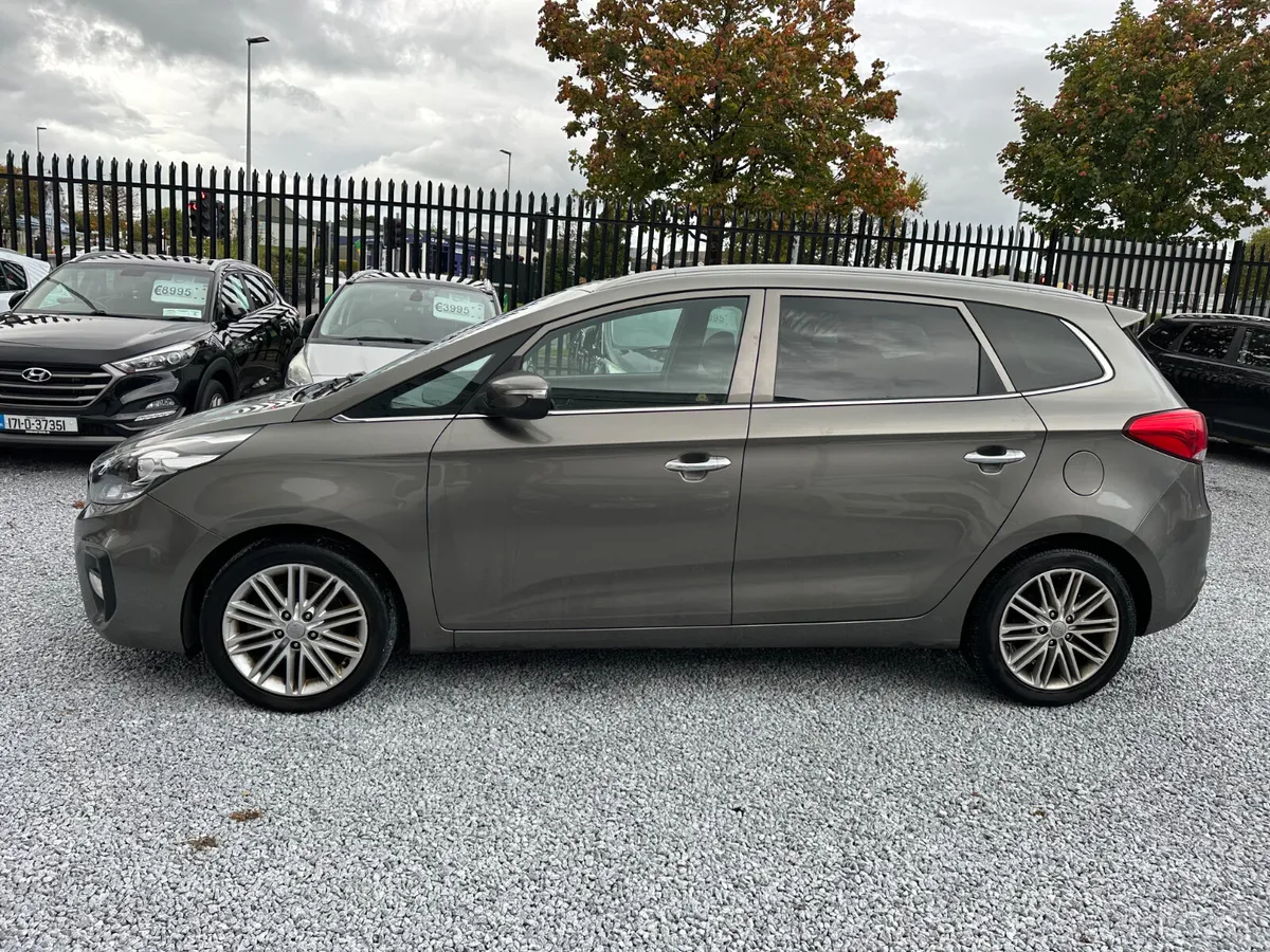 2017 (172) Kia Carens 1.7 EX - Image 4