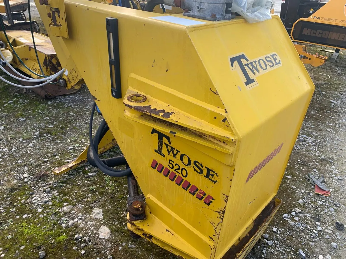 TWOSE 520 FLAIL HEDGER - Image 3
