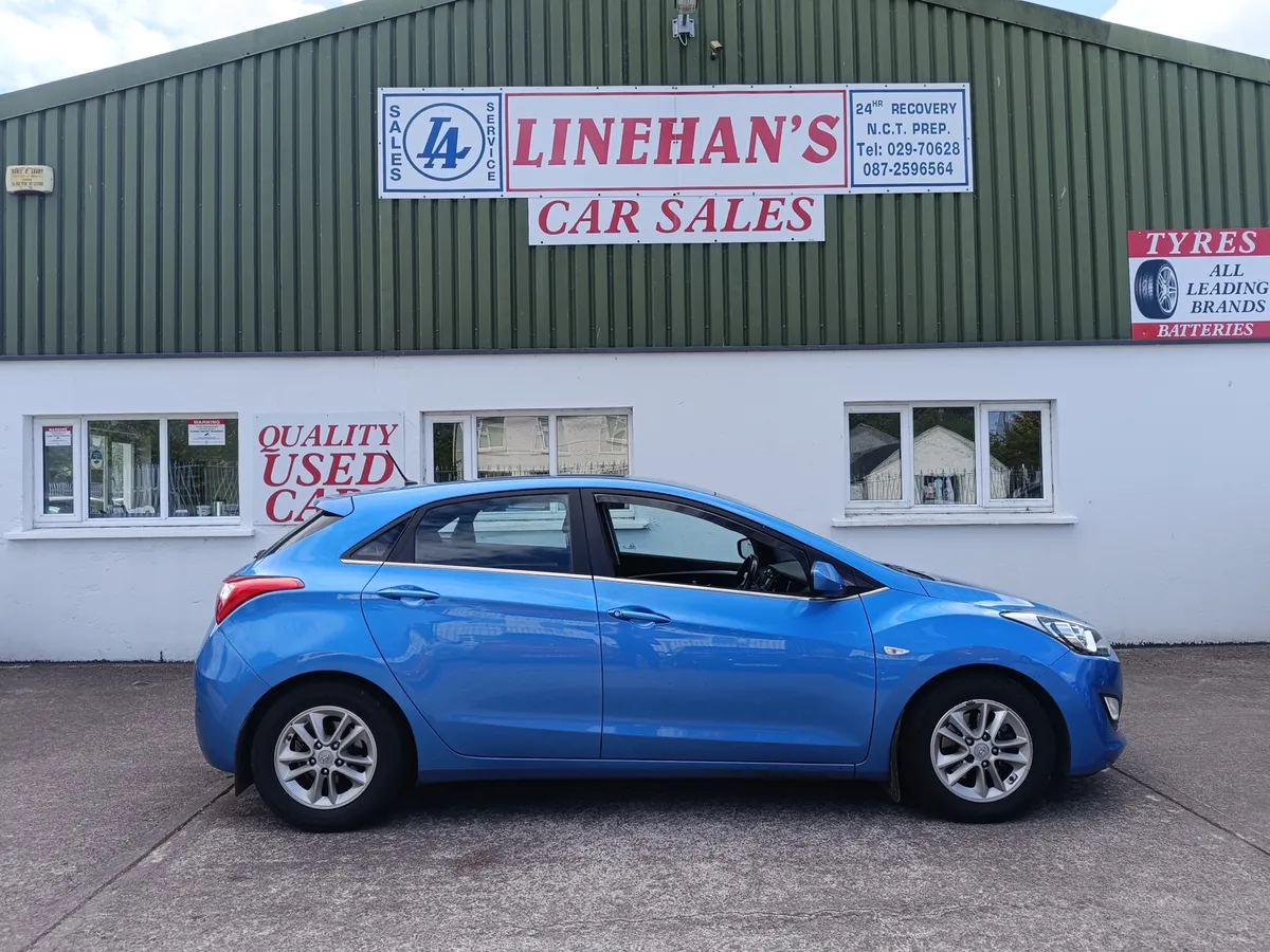 Hyundai i30 1.6 CRDI SE, 1 Owner from new! - Image 4