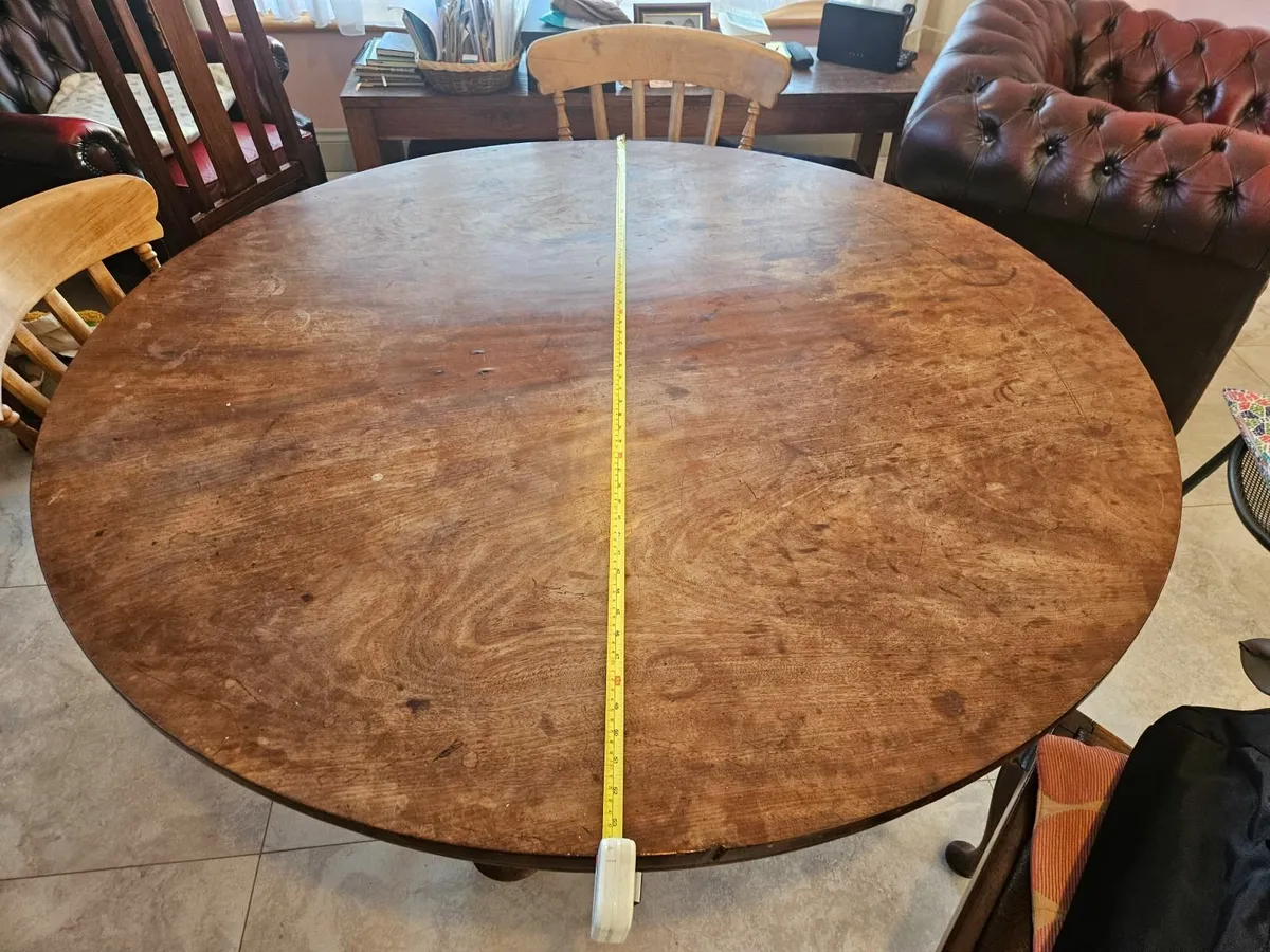 Solid wood, dining room table - Image 1