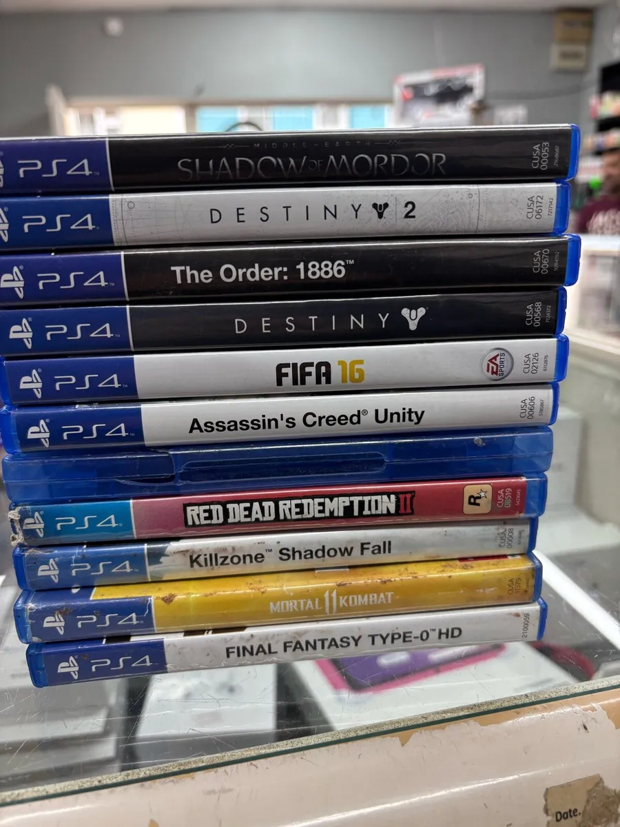 PS4 500GB with 2 games free - Image 2