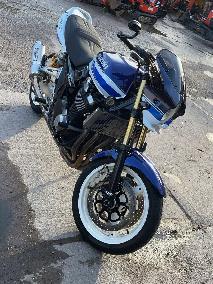 Suzuki GSX1400 Crescent Special - Image 1