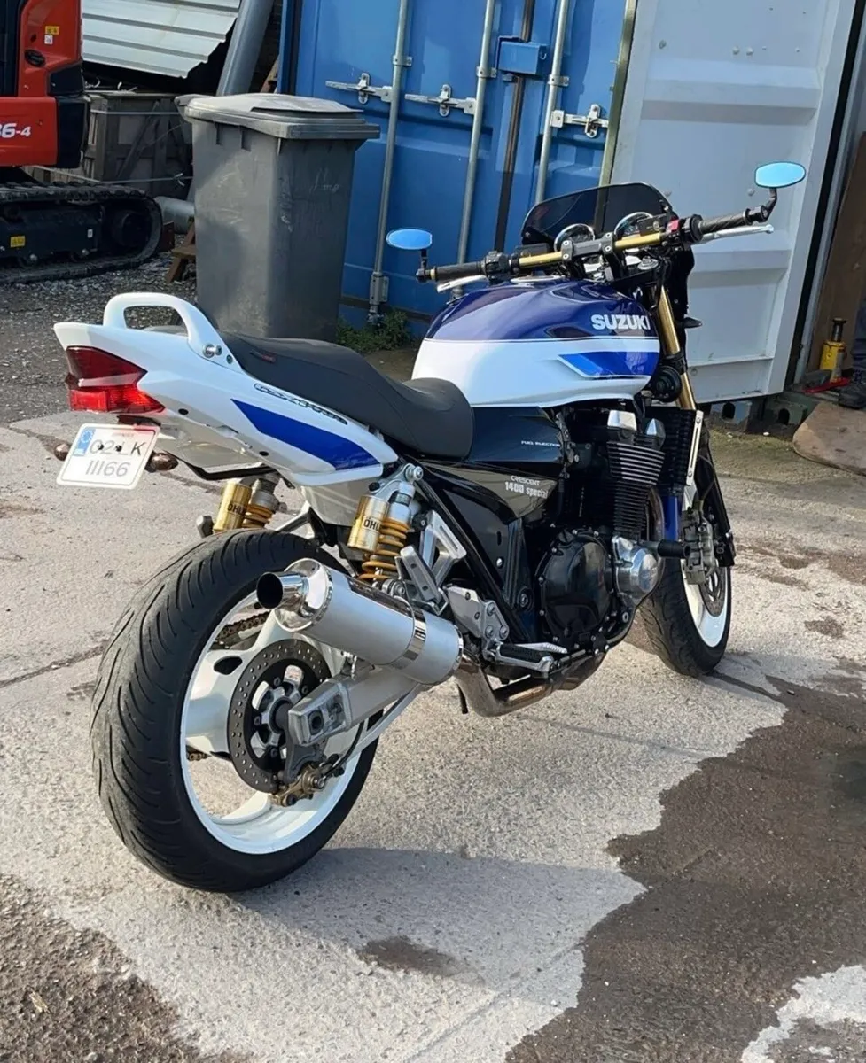 Suzuki GSX1400 Crescent Special - Image 2