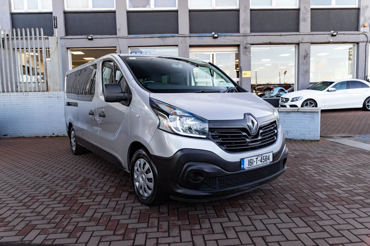 Renault Trafic 2016 - Image 1