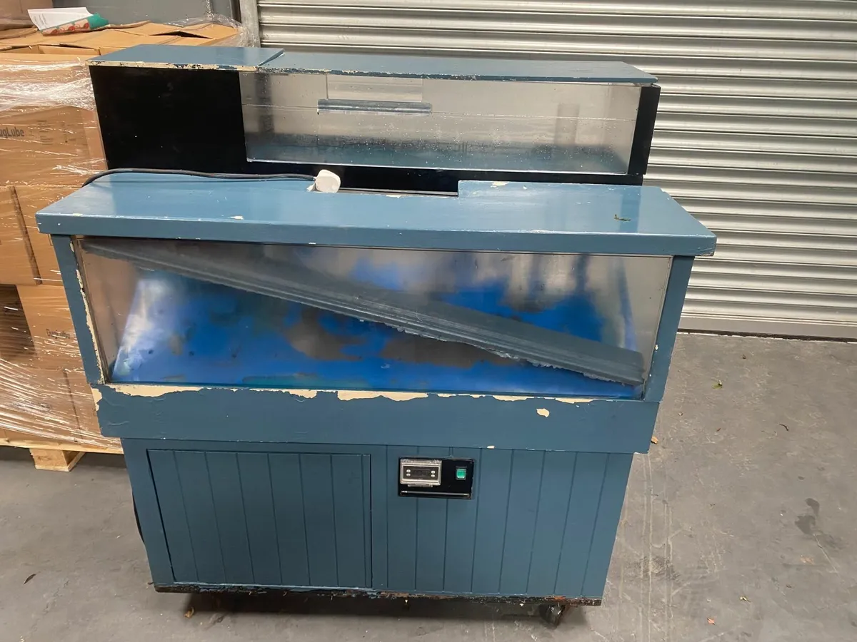 Lobster Tank - Image 2