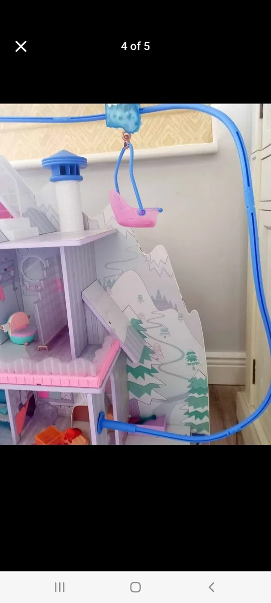 Lol winter chalet doll house - Image 3
