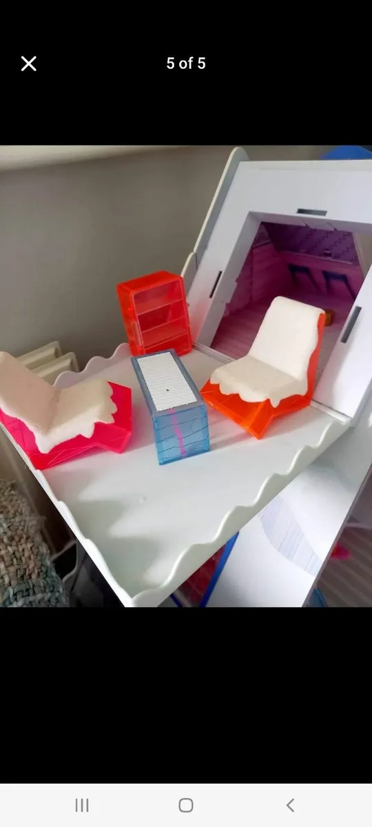 Lol winter chalet doll house - Image 4