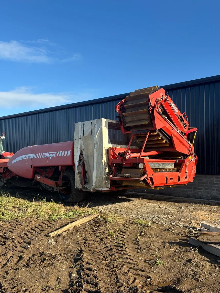 Grimme potato harvester - Image 2