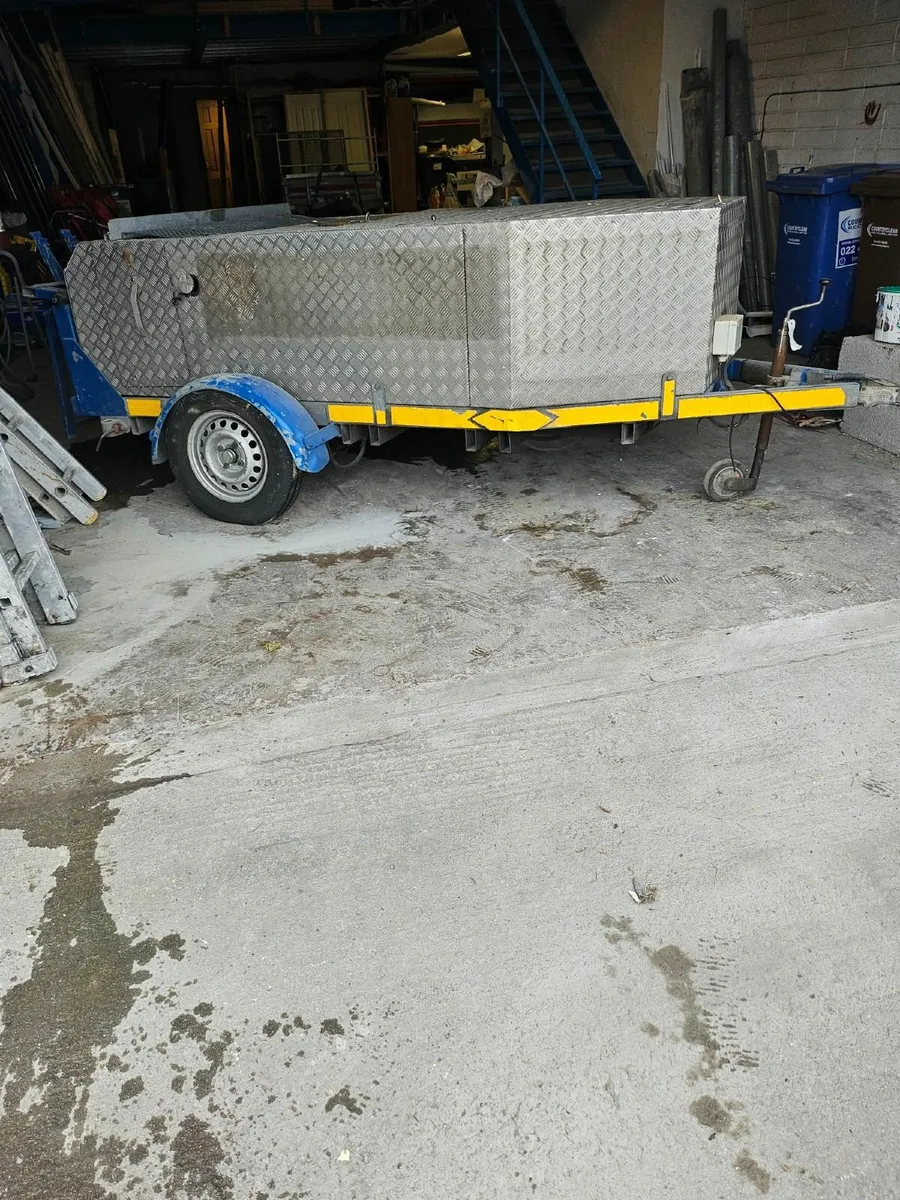 Water Bowser - Wheelie Bin Washer - Image 2