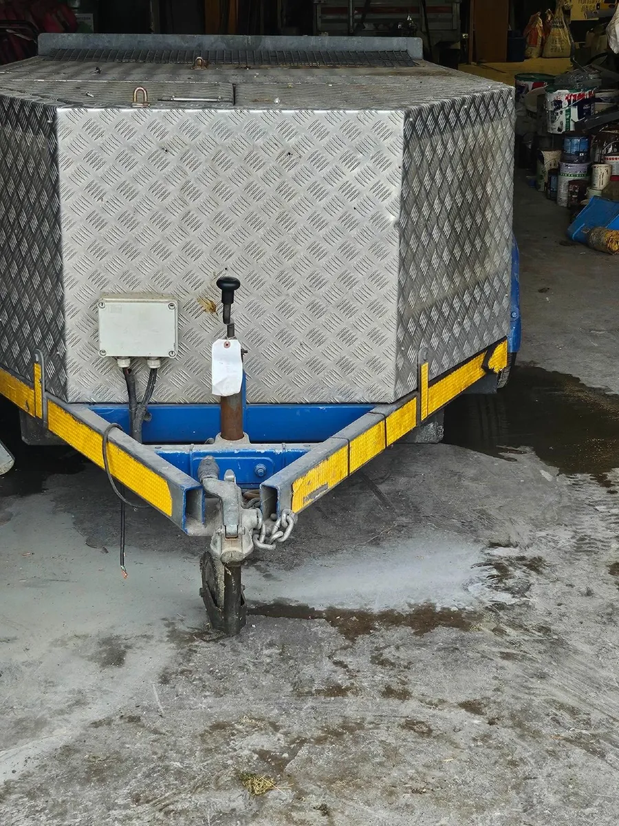 Water Bowser - Wheelie Bin Washer - Image 4