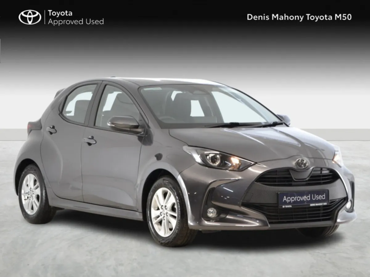Toyota Yaris Hybrid Luna Auto - Image 1