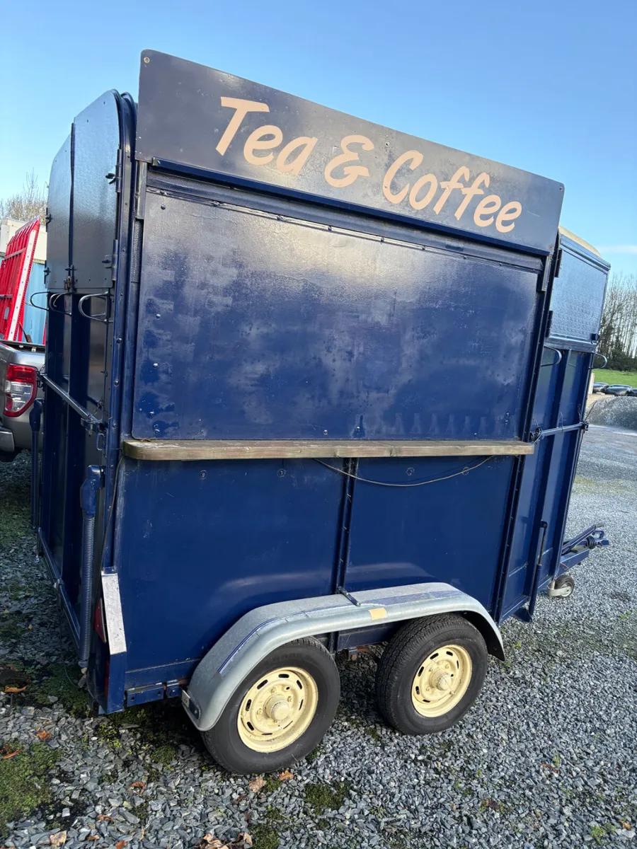 Catering trailer Horse box - Image 2