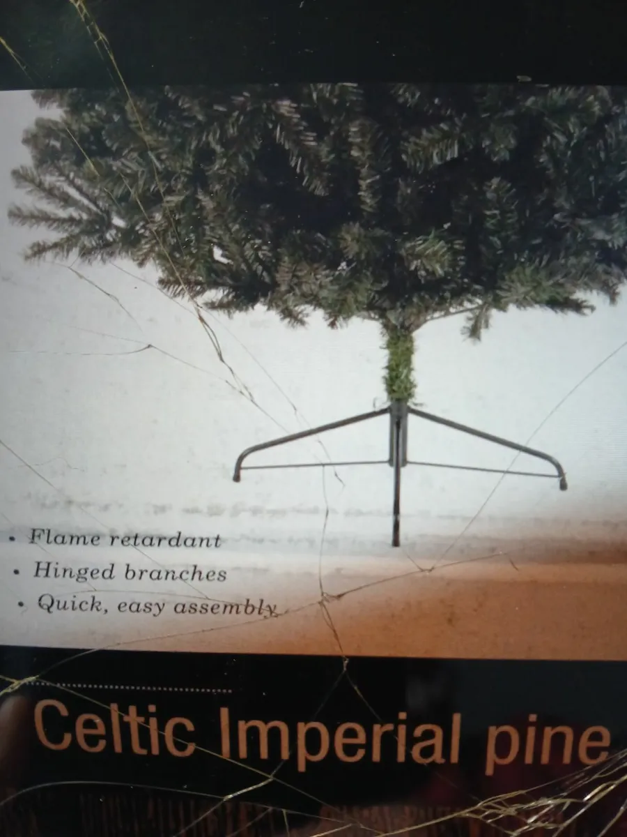 10' Christmas Tree - Image 2