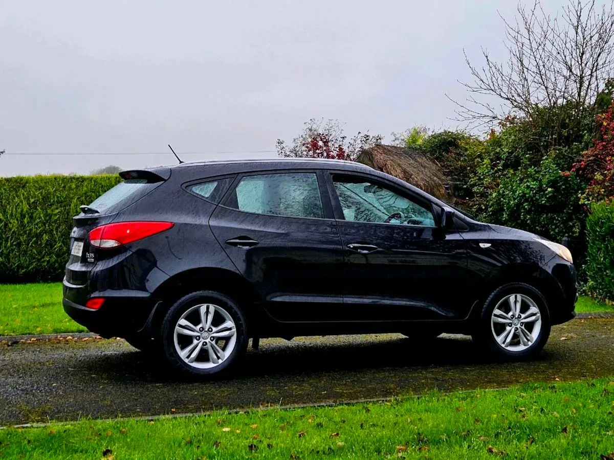 11 HYUNDAI IX35 07/26 NCT FSH LOW KMS - Image 3