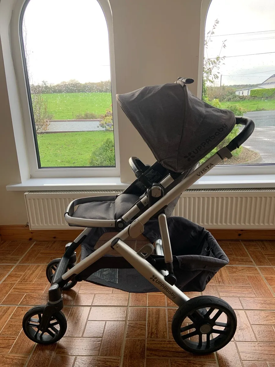 Uppababy, BabyBjorn, Safet 1st, trike, footmuff - Image 2