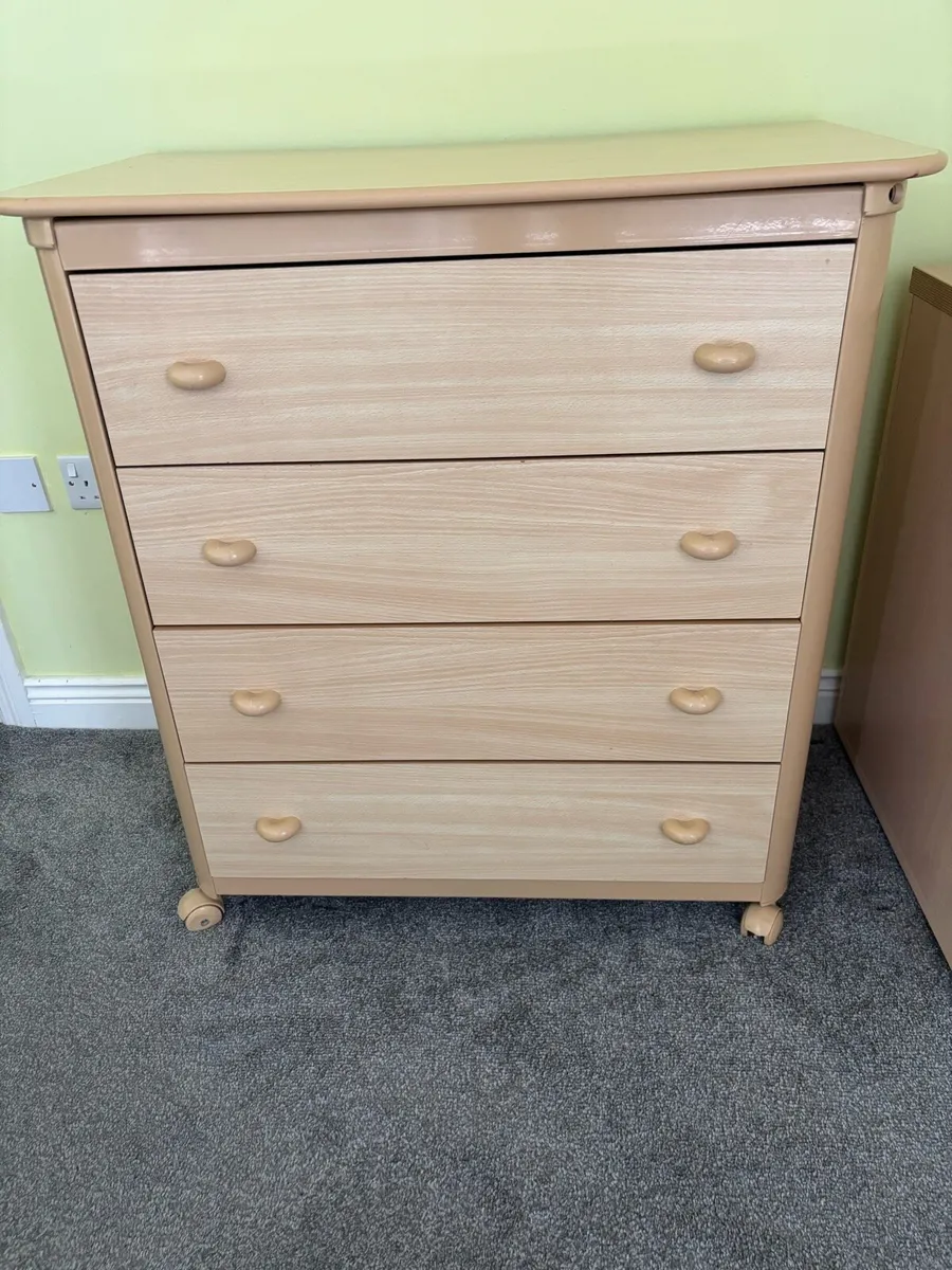 Chest of drawers - Image 2