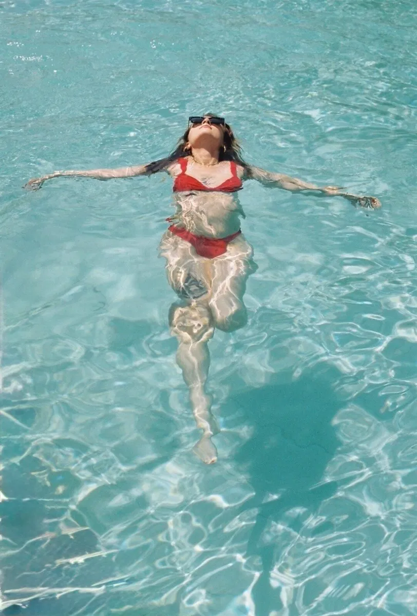 Film Camera Canon EOS 300 + EF 50mm f/1.8 STM Lens - Image 4