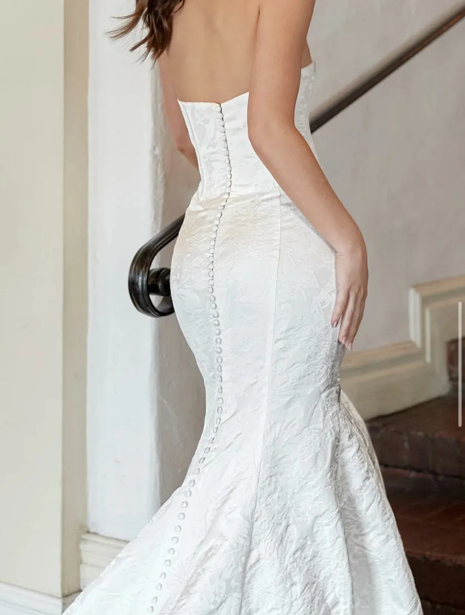 Wedding dress - Image 3