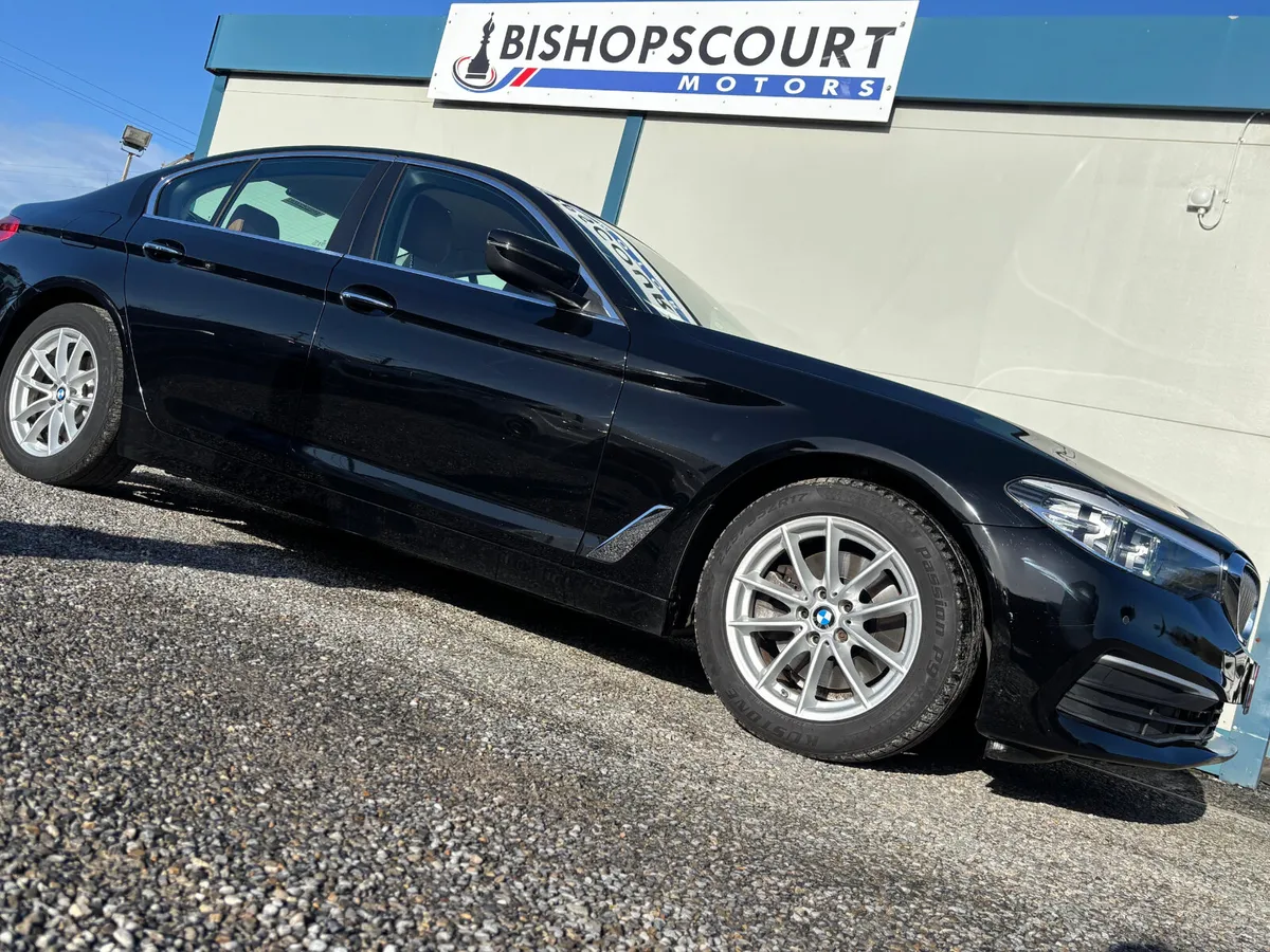 BMW 5-Series 2018 - Image 3