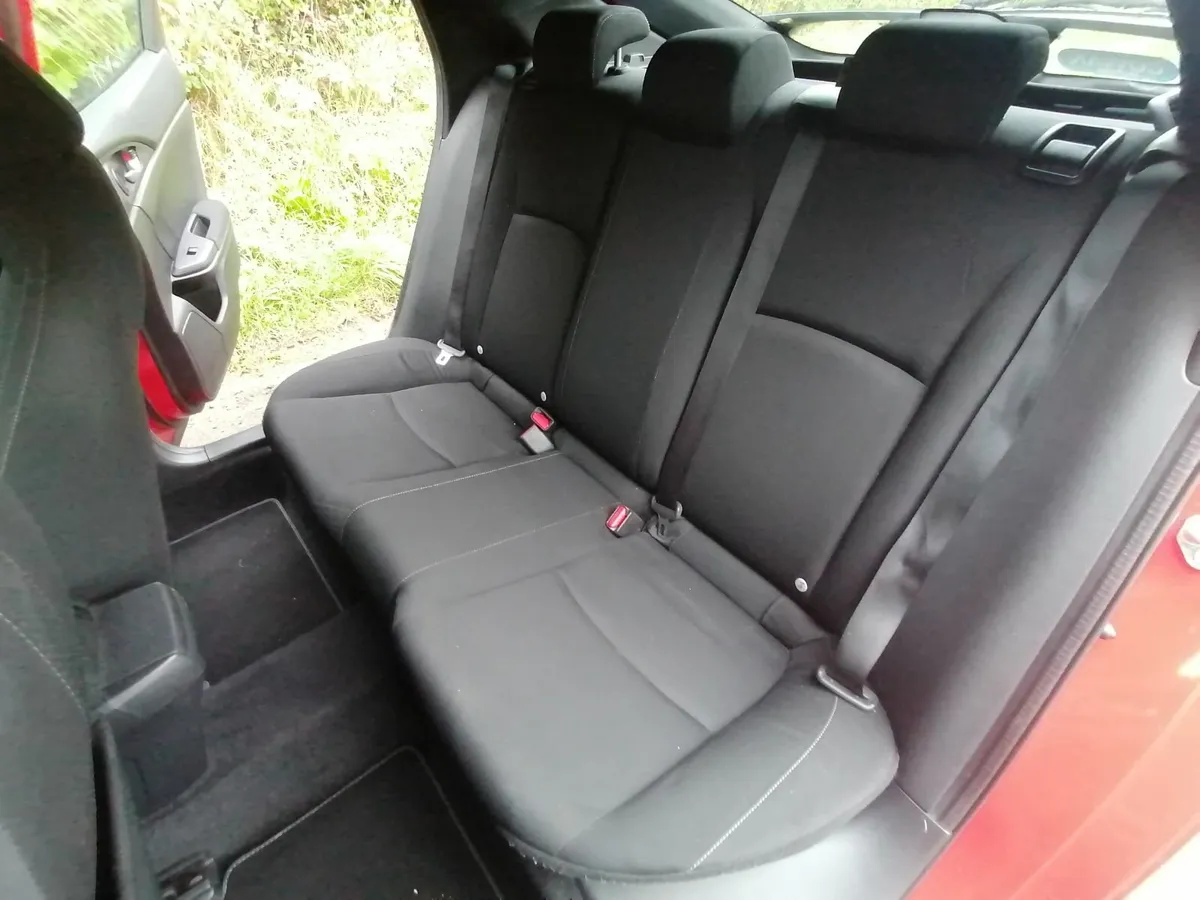 Honda Civic 2018 - Image 3