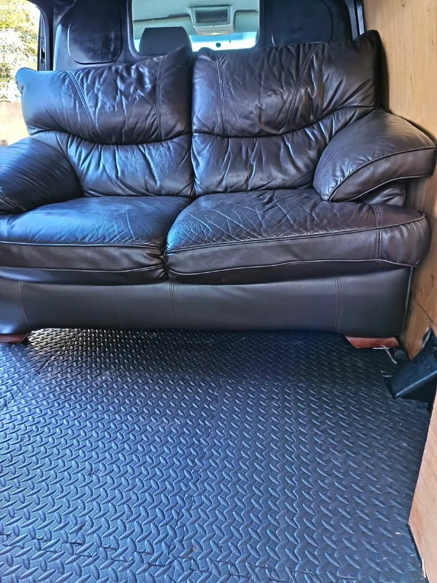 Free Delivery  - 2x seater leather sofa IMMACULATE - Image 2