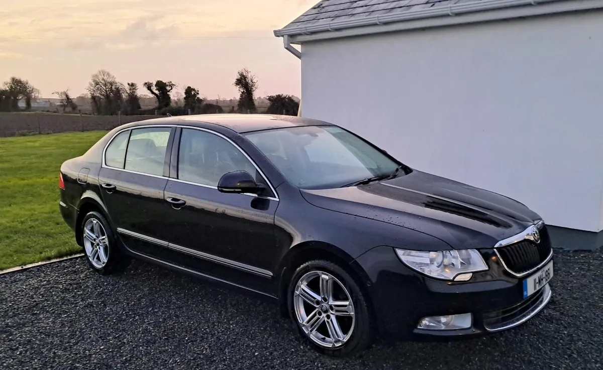 Skoda Superb 2.0TDI 170HP - Image 1