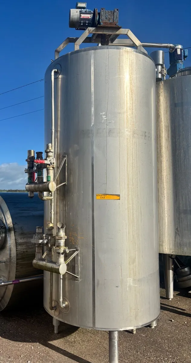 Stainless Steel Tank - Image 1