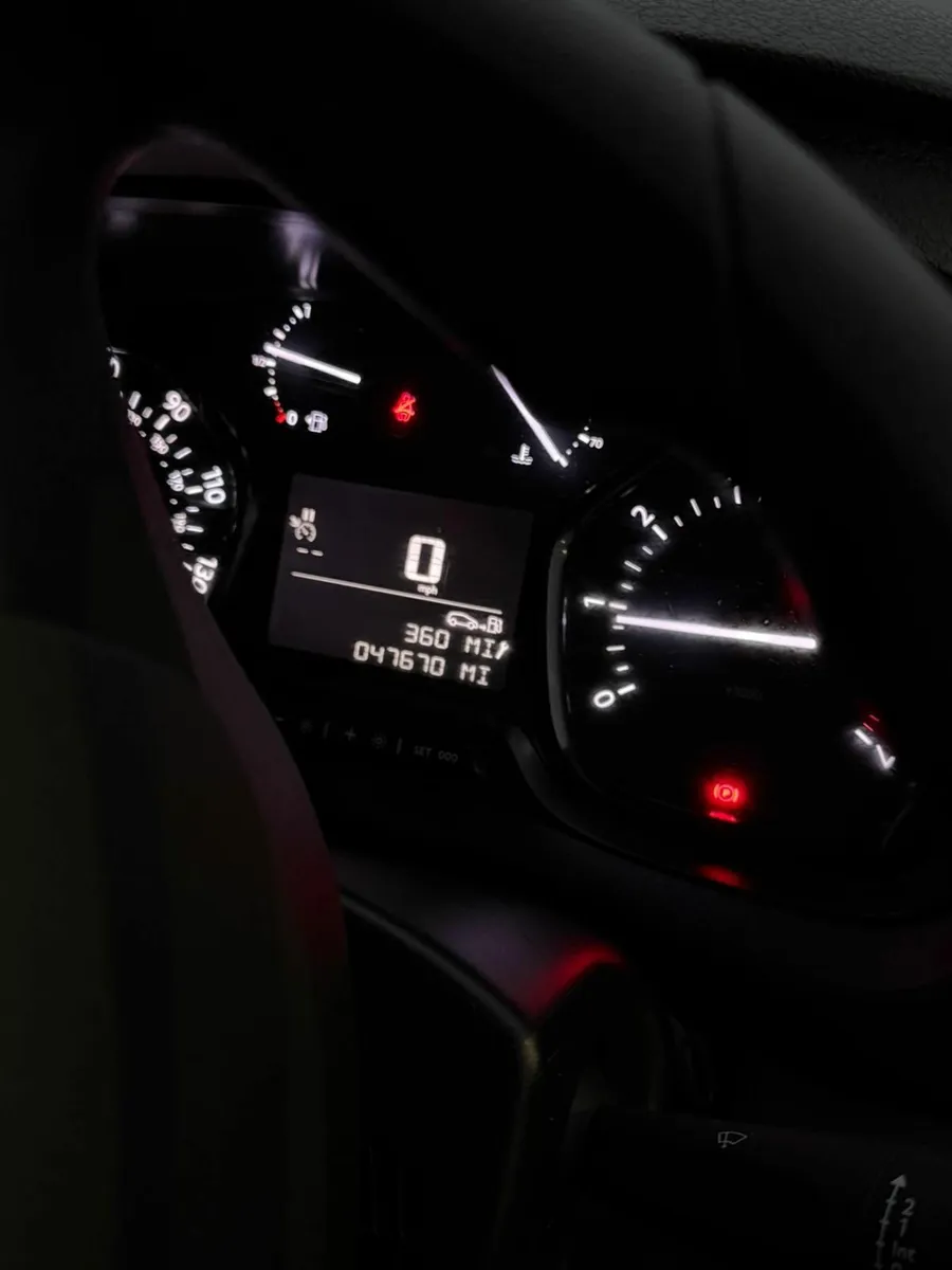 Vauxhall Vivaro 2022 - Image 2