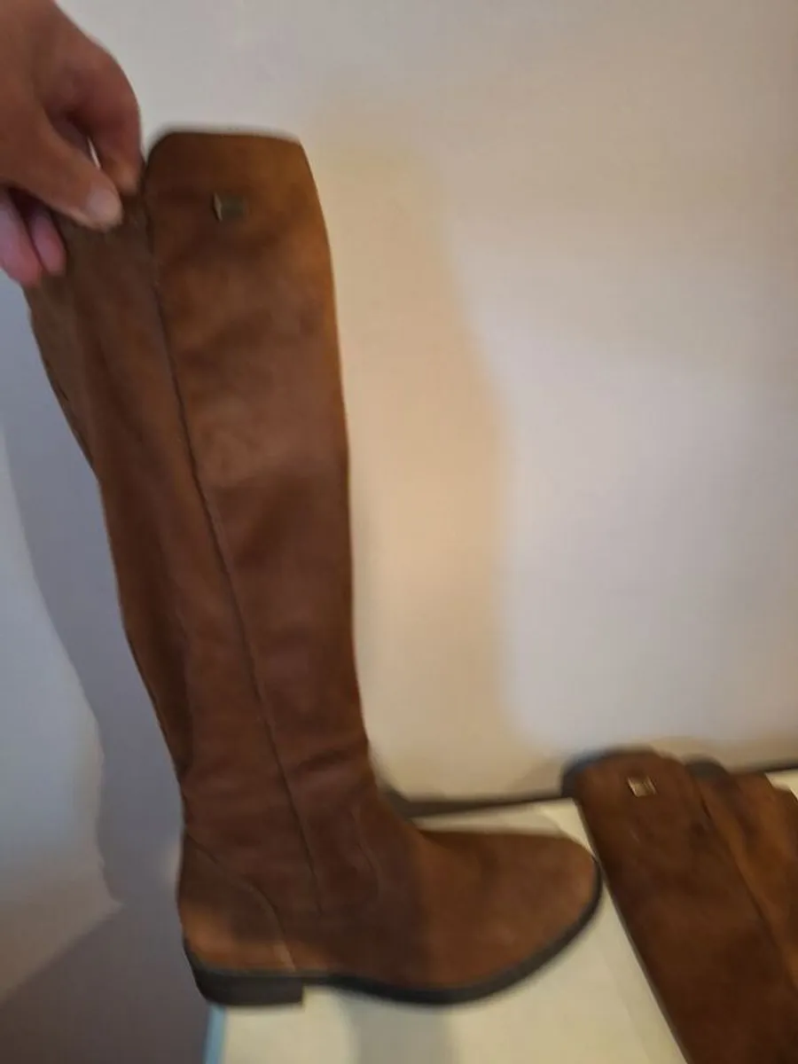 knee high boots - Image 1