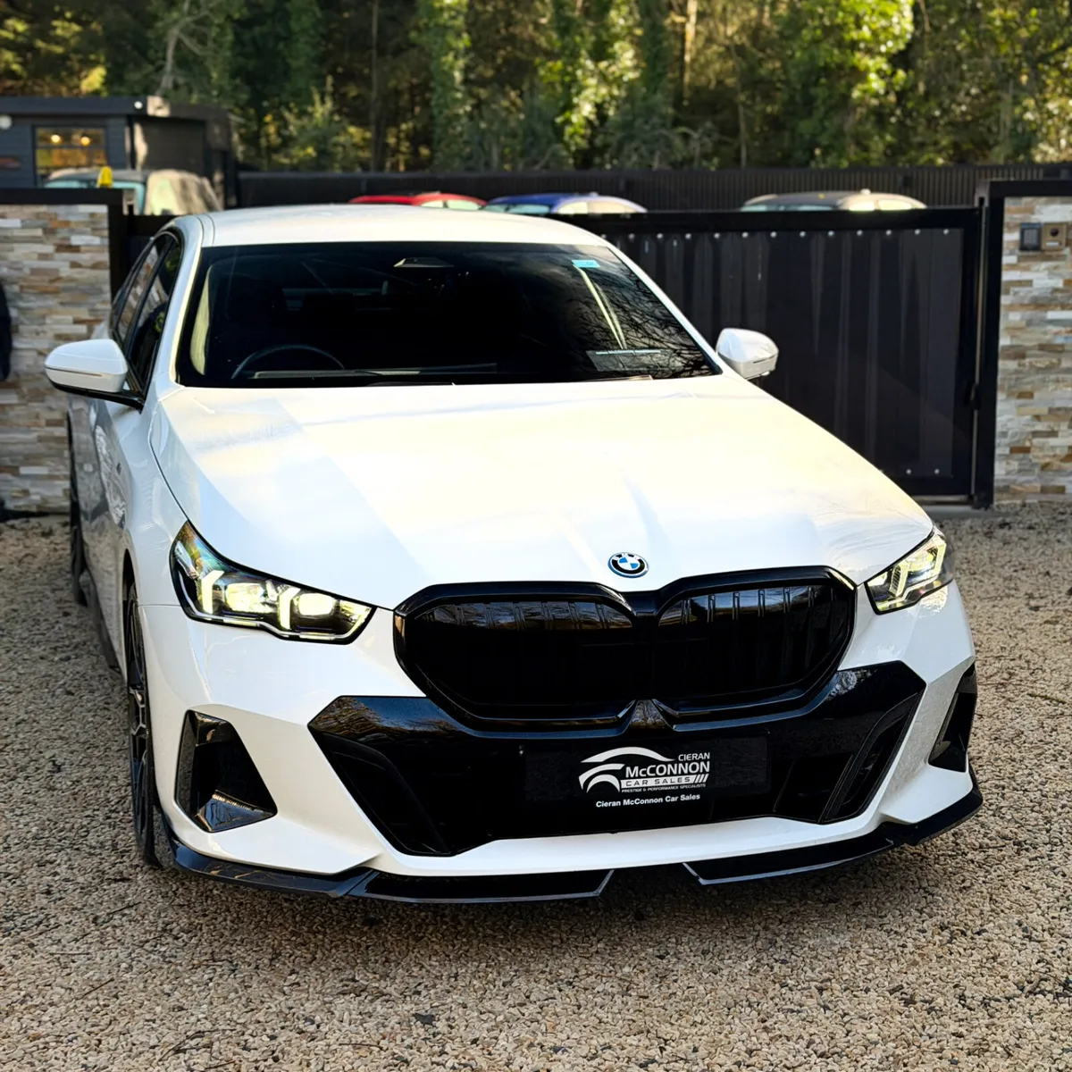 2024 (242) BMW 530E MSPORT NEW MODEL 300BHP - Image 3