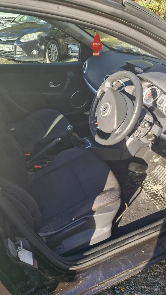 Renault Clio 2006 - Image 2